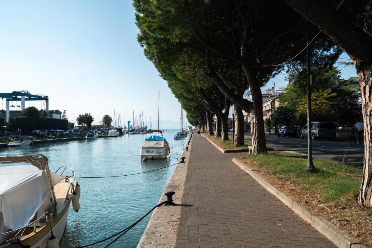 Sweet Home Lungolago Garibaldi Peschiera del Garda Dış mekan fotoğraf