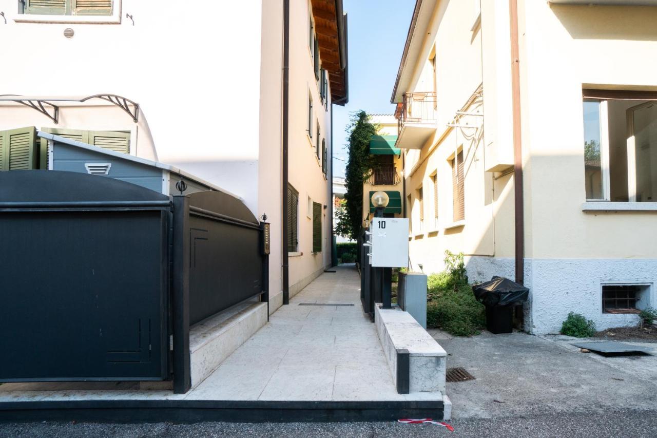 Sweet Home Lungolago Garibaldi Peschiera del Garda Dış mekan fotoğraf